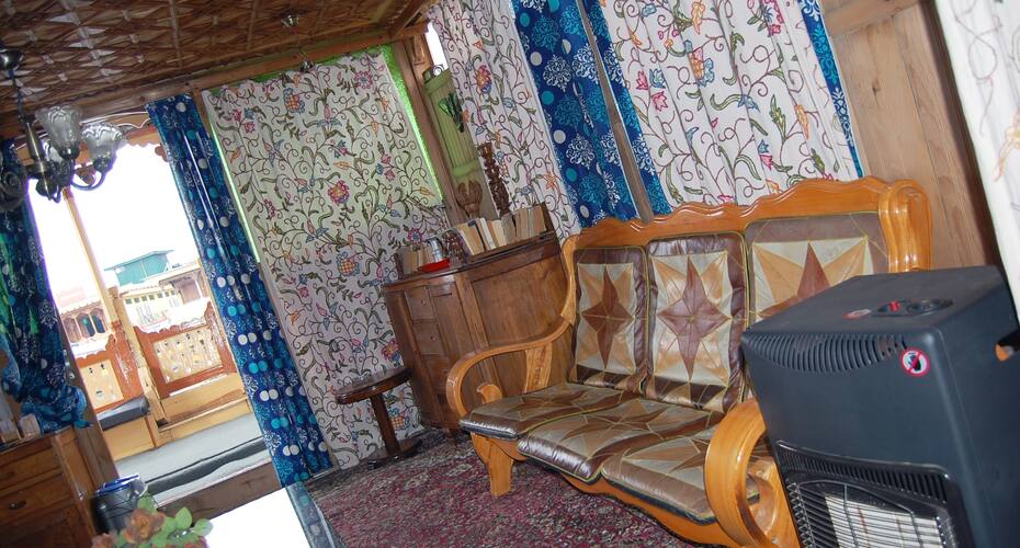 Robinhood Group Of Houseboat, Srinagar 4